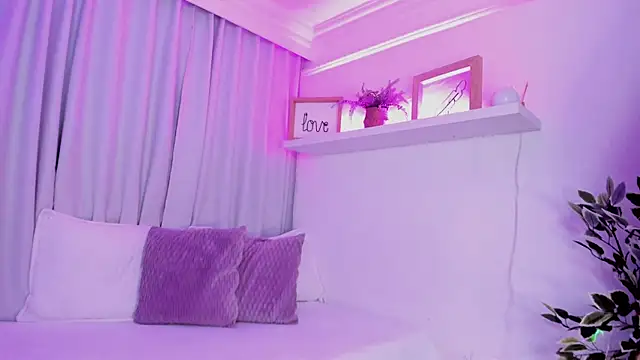 Snapshot of susyy7 chatting on November 2025 07:34:02 PM susyy7 online show from November 2025 07:34:02 PM