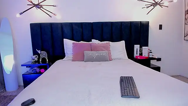 Snapshot of susyy7 chatting on November 2025 02:32:01 AM susyy7 online show from November 2025 02:32:01 AM