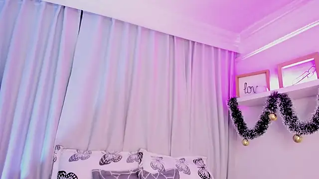 Snapshot of susyy7 chatting on December 2025 07:43:01 PM susyy7 online show from December 2025 07:43:01 PM