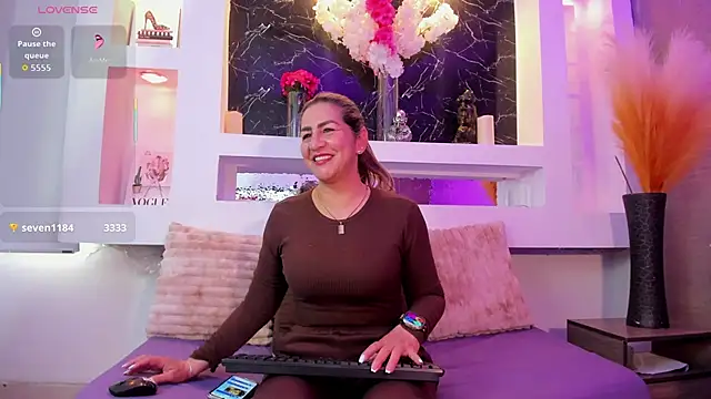 Cinthya mjs online show from June 2026 12:03:02 PM