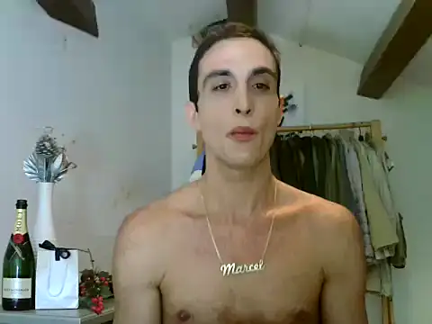Snapshot of Lepetitmarcel chatting on October 2025 11:44:02 AM Lepetitmarcel online show from October 2025 11:44:02 AM