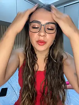 Snapshot of carol_amorim chatting on February 2025 02:17:02 AM carol amorim online show from February 2025 02:17:02 AM