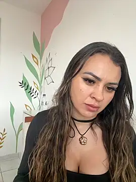 Snapshot of carol_amorim chatting on September 2025 06:00:01 PM carol amorim online show from September 2025 06:00:01 PM
