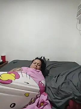 Milfvalesk online show from May 2026 07:25:01 AM