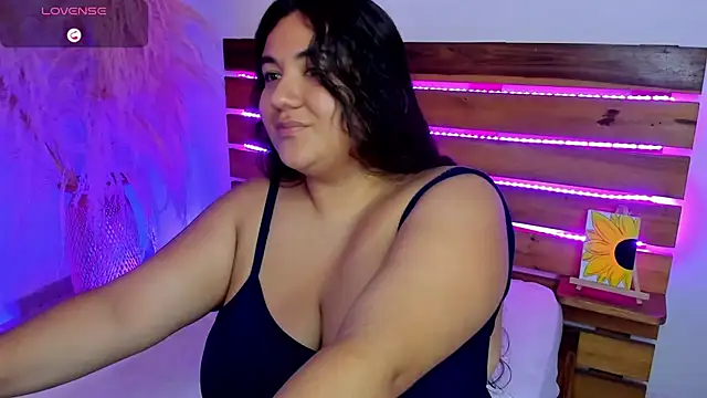 nadine russo online show from May 2026 11:35:02 PM