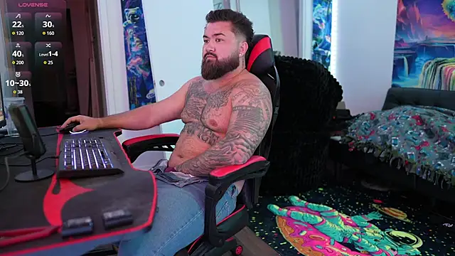 B The Creator X online show from November 2025 12:44:01 AM