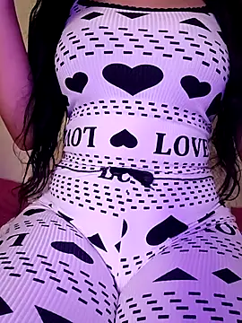 Almas Queen online show from April 2026 03:31:02 AM