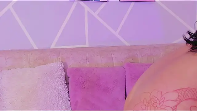 lila noa online show from September 2025 07:28:01 PM