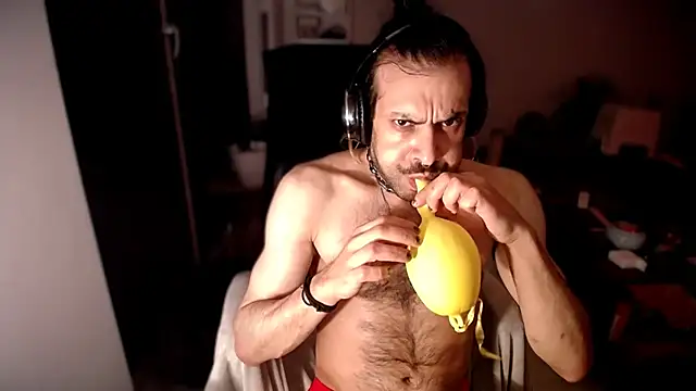 P4RtYBOII92 online show from October 2025 10:51:02 PM