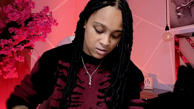 Snapshot of Elith_noa chatting on November 2025 07:21:01 PM Elith noa online show from November 2025 07:21:01 PM