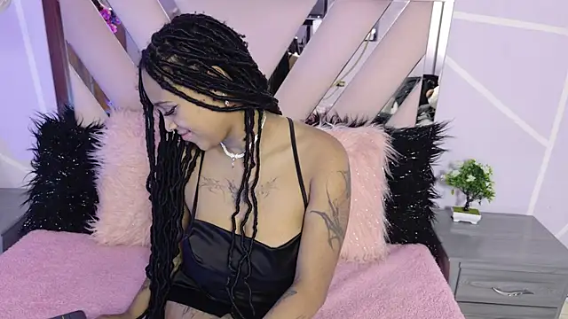 Snapshot of Elith_noa chatting on December 2025 07:44:01 PM Elith noa online show from December 2025 07:44:01 PM