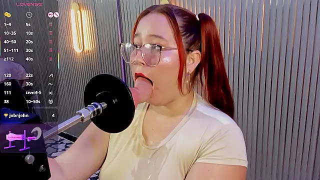 Snapshot of mylittle_princess chatting on February 2026 01:04:01 PM mylittle princess online show from February 2026 01:04:01 PM