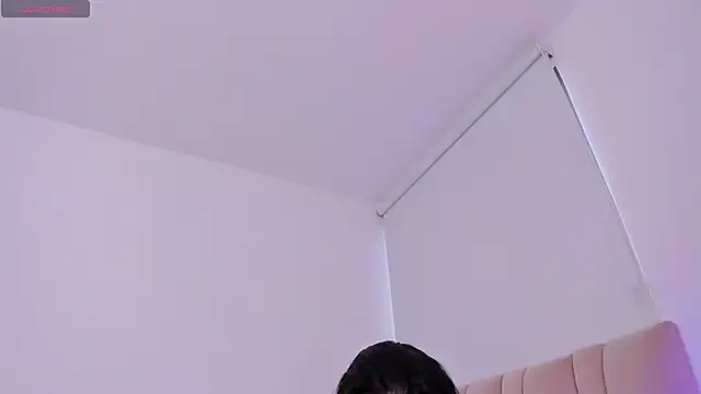 ZarianaEvanz online show from May 2026 10:26:02 PM