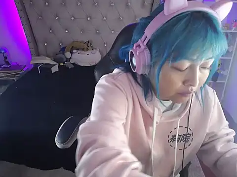 Snapshot of Shaddycute_ chatting on February 2025 09:59:02 PM Shaddycute online show from February 2025 09:59:02 PM