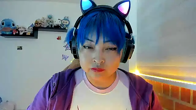 Snapshot of Shaddycute_ chatting on November 2025 05:12:02 PM Shaddycute online show from November 2025 05:12:02 PM