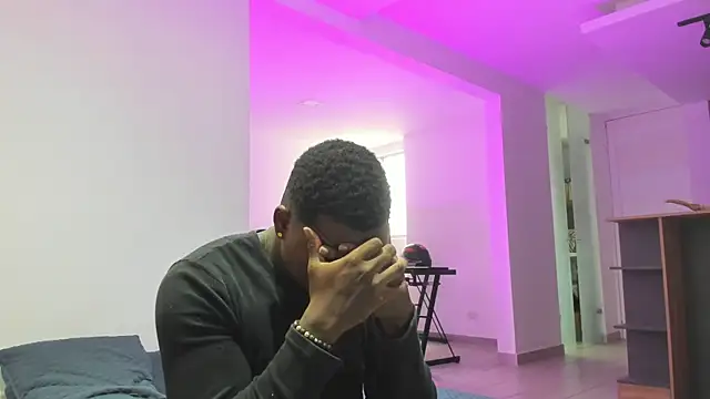 Troykhalil online show from December 2025 09:44:02 PM