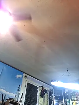 Snapshot of gettinit2wice chatting on April 2026 01:17:02 AM gettinit2wice online show from April 2026 01:17:02 AM