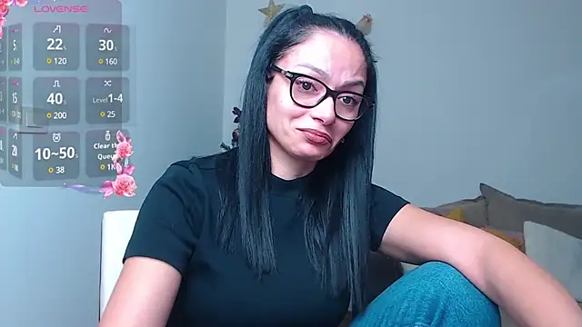 Snapshot of BabySerene chatting on January 2025 06:35:02 AM BabySerene online show from January 2025 06:35:02 AM