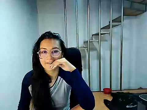 Snapshot of Jessie_Desire chatting on February 2025 03:55:02 AM Jessie Desire online show from February 2025 03:55:02 AM