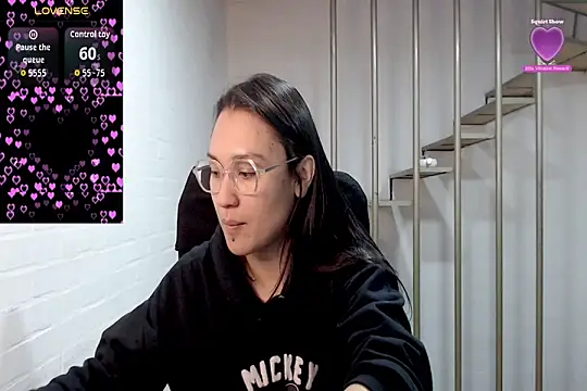Snapshot of Jessie_Desire chatting on September 2025 10:48:02 PM Jessie Desire online show from September 2025 10:48:02 PM