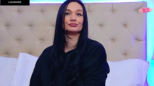 Snapshot of DaliyaArabian chatting on January 2025 06:49:01 PM DaliyaArabian online show from January 2025 06:49:01 PM