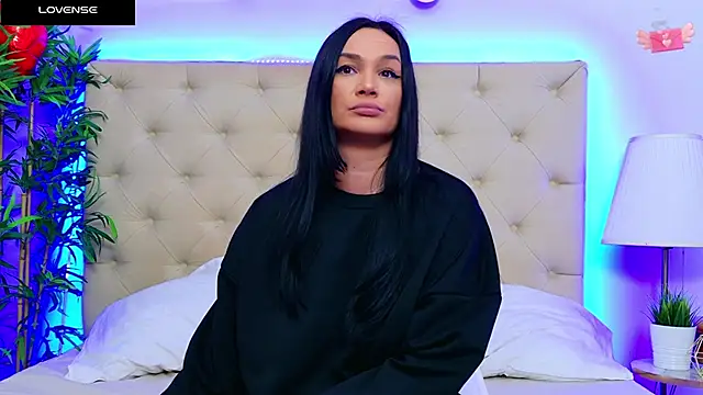 Snapshot of DaliyaArabian chatting on February 2025 07:06:02 PM DaliyaArabian online show from February 2025 07:06:02 PM