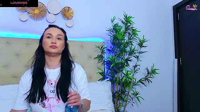 DaliyaArabian online show from June 2026 12:07:02 PM