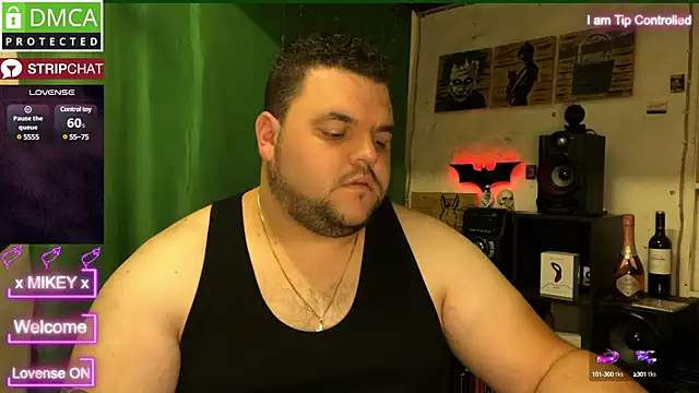 Snapshot of Mikey-HH chatting on December 2024 03:37:02 AM Mikey-HH online show from December 2024 03:37:02 AM