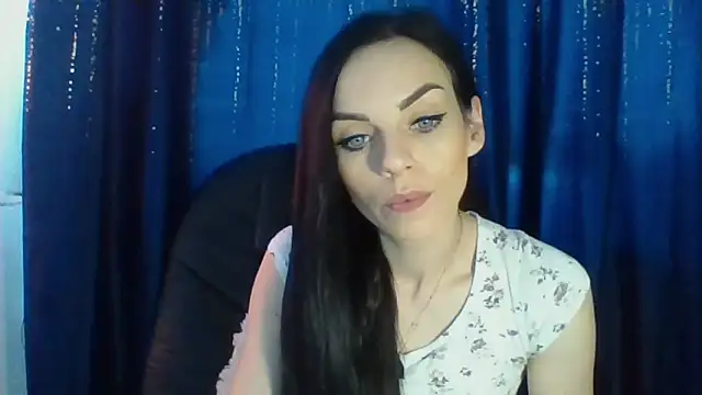 Snapshot of CassieSensual chatting on September 2025 06:19:02 AM CassieSensual online show from September 2025 06:19:02 AM