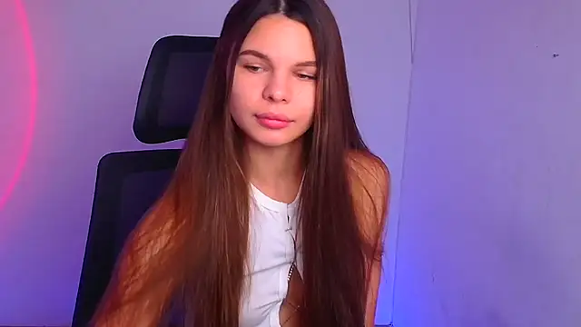 Hanna Way online show from December 2024 03:30:01 PM