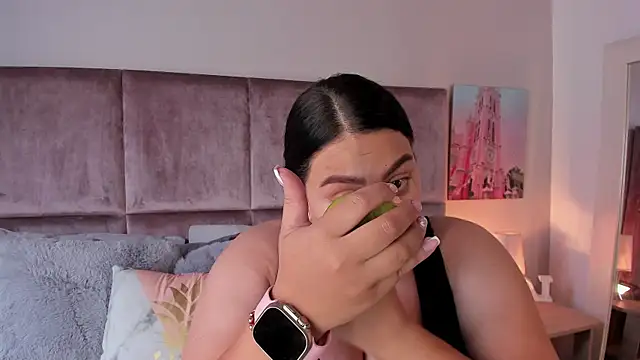 Salomesimos1 online show from February 2025 04:46:02 PM