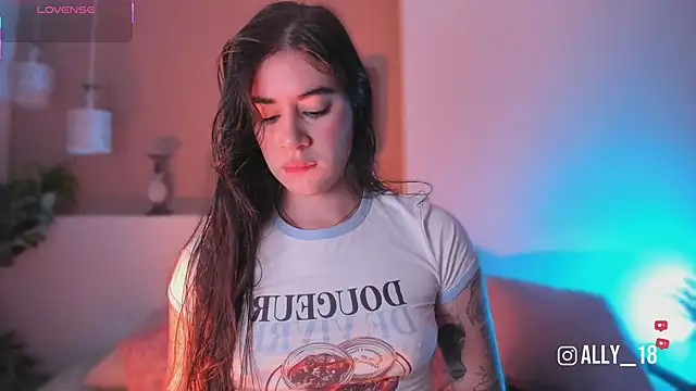 Snapshot of Ally_addams chatting on February 2026 03:48:01 AM Ally addams online show from February 2026 03:48:01 AM