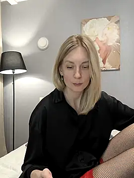 AvelinaLeoni online show from October 2025 07:16:01 AM