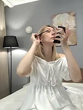 AvelinaLeoni online show from November 2025 05:51:02 AM