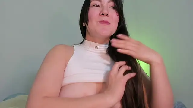 Elle Lee  online show from January 2025 11:55:02 PM