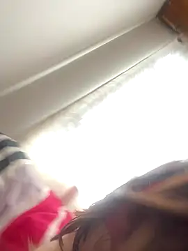 Elle Lee  online show from December 2025 03:17:01 PM