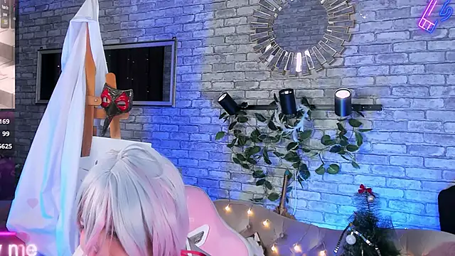 Alex Howell online show from January 2025 11:44:02 PM