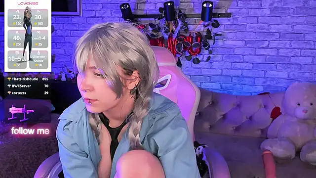 Alex Howell online show from March 2025 03:48:01 AM