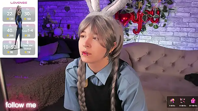 Alex Howell online show from March 2025 08:49:01 PM