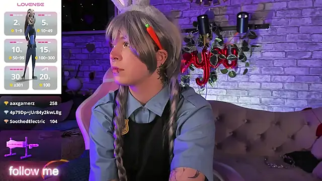 Alex Howell online show from March 2025 12:36:01 AM