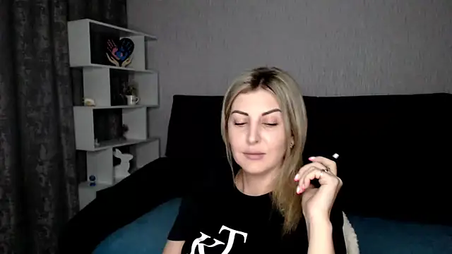 Amelia Harper online show from December 2024 03:12:01 PM