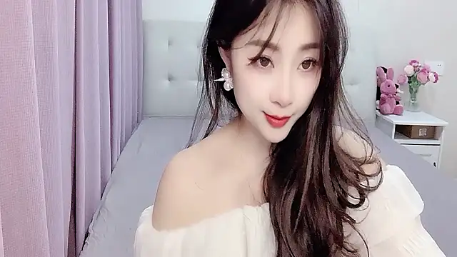 aisha123123 online show from March 2025 02:12:01 PM