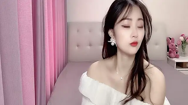 aisha123123 online show from March 2025 01:54:01 AM