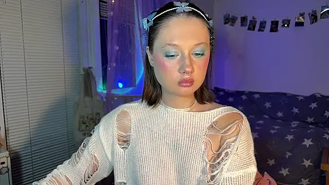 Jenny darling love online show from April 2026 06:14:02 PM