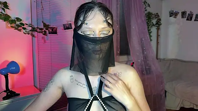 Jenny darling love online show from May 2026 06:16:02 PM
