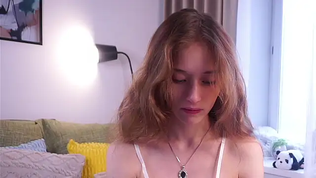 Snapshot of EdlinHargus chatting on October 2025 05:30:01 AM EdlinHargus online show from October 2025 05:30:01 AM