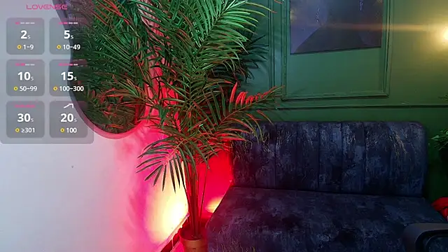 Snapshot of emilybaboo chatting on March 2025 04:14:02 PM emilybaboo online show from March 2025 04:14:02 PM