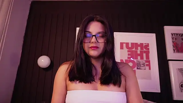 Snapshot of Sophia_wilsonn_ chatting on February 2026 10:45:02 AM Sophia wilsonn online show from February 2026 10:45:02 AM