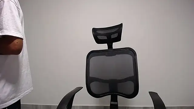 Snapshot of present_the_magic chatting on January 2025 05:16:02 AM present the magic online show from January 2025 05:16:02 AM