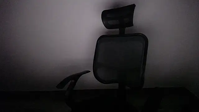 Snapshot of present_the_magic chatting on February 2025 02:31:01 AM present the magic online show from February 2025 02:31:01 AM